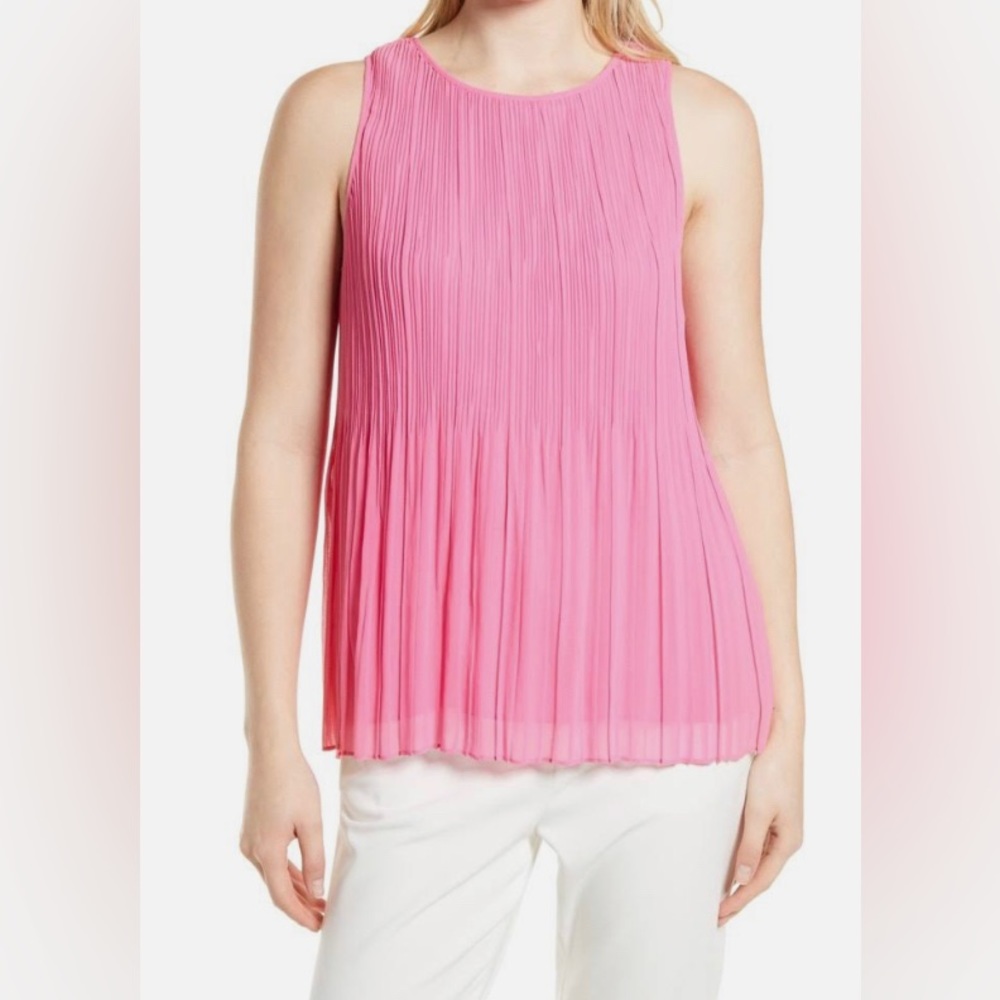 Halogen Sleeveless Pleated Georgette Pink Top Size Medium (8-10) NWT